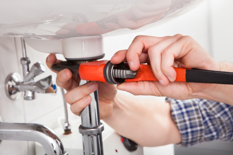 Emergency Plumbers Reigate, Sidlow, Leigh, RH2